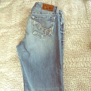 31L Big Star Maddie style destructed jeans.
